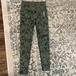 Gymshark adapt camo seamless high-rise legging